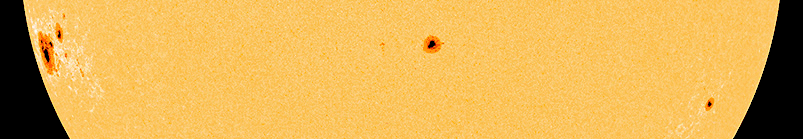 Het grootste zonnevlekkengebied van zonnecyclus 24 (zonnevlekkengebied 2192) roteert in ongeveer 2 weken tijd van oost naar west zoals gezien door NASA’s Solar Dynamics Observatory.